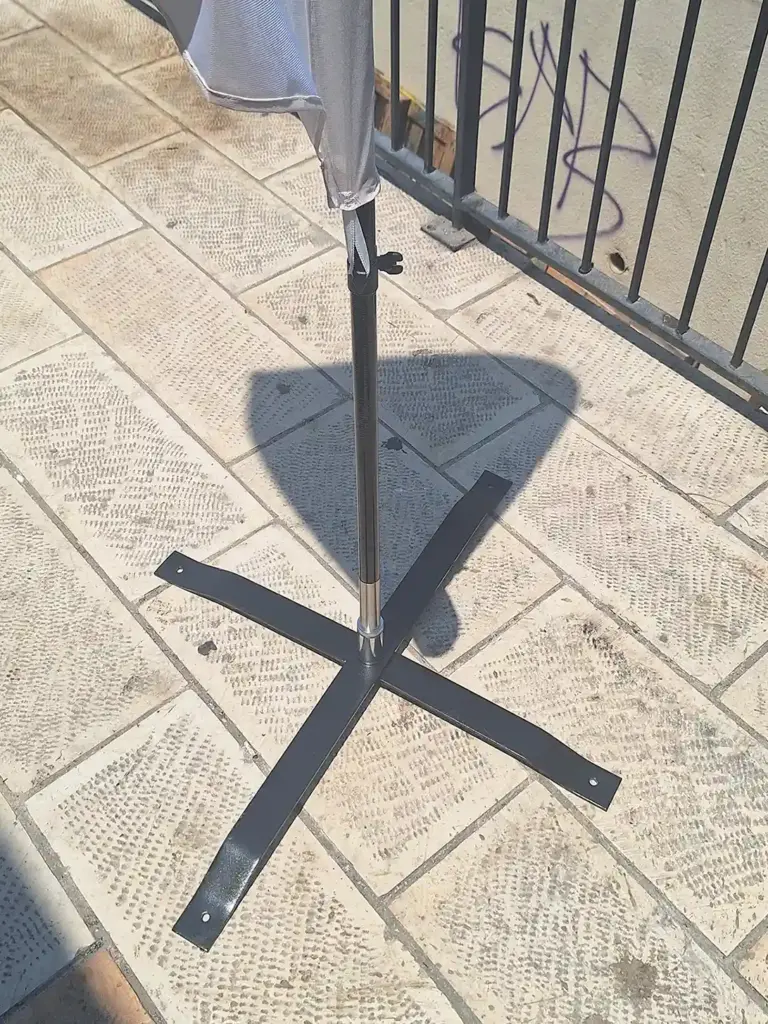 תורן נייד עם דגל ענק מודפס ותפירה חזקה